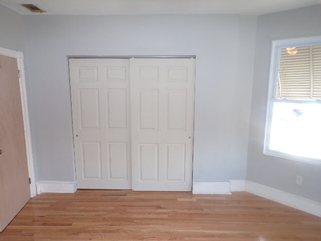 Building Photo - 1619 N 60th St