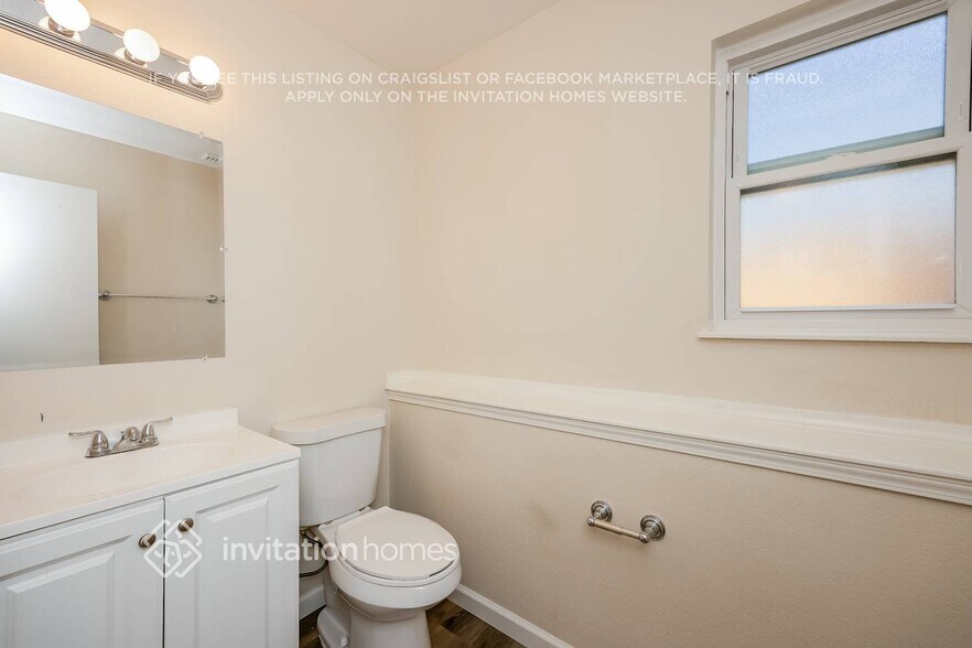 Building Photo - 2935 Haystack Dr