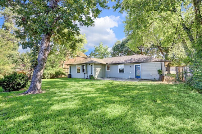 Building Photo - 4626 Oakdale St