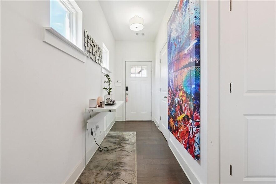 Building Photo - 162 Auburn Run Ln