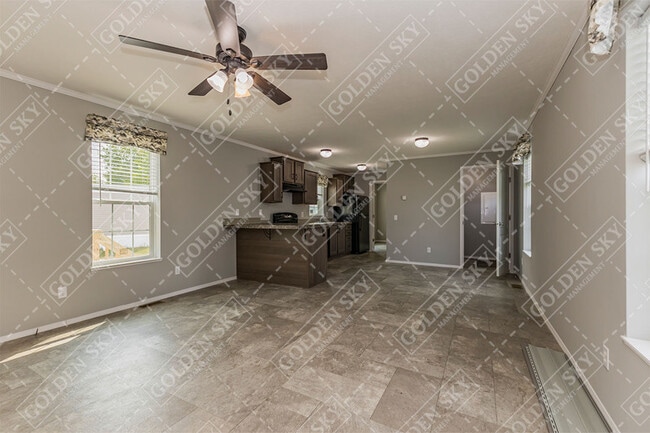 Building Photo - 804 W 15th St