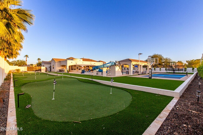 Building Photo - 2506 S 186th Dr