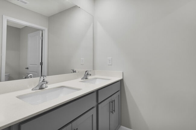 Building Photo - 2007 Minnette Cir