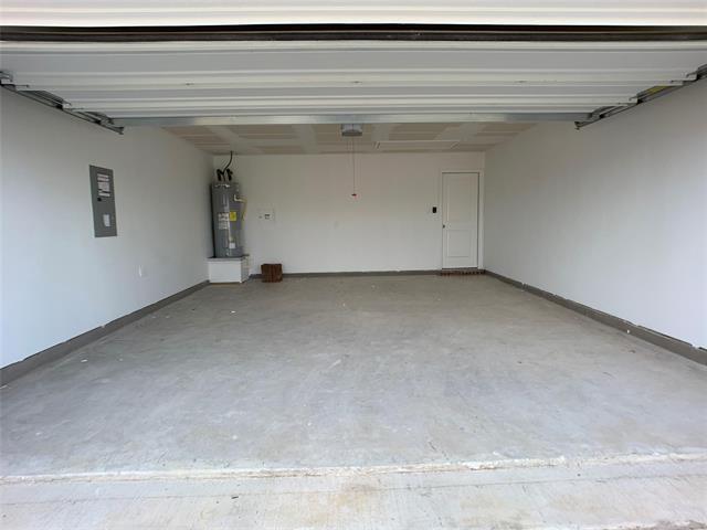 Building Photo - 5404 Finbrooke Dr