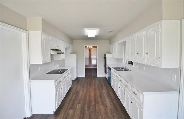 Building Photo - 4219 Oak Arbor Dr