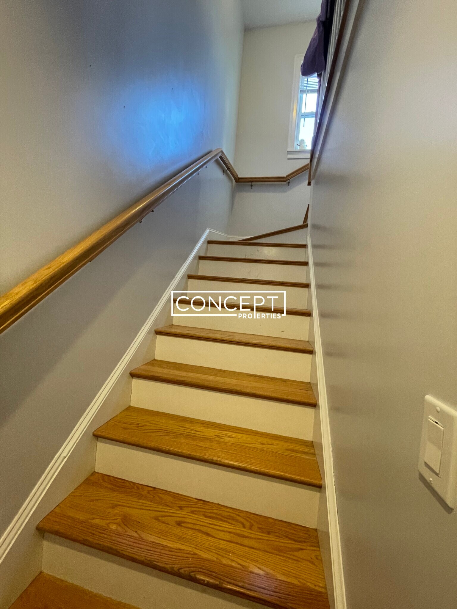 Building Photo - 721 Parker St