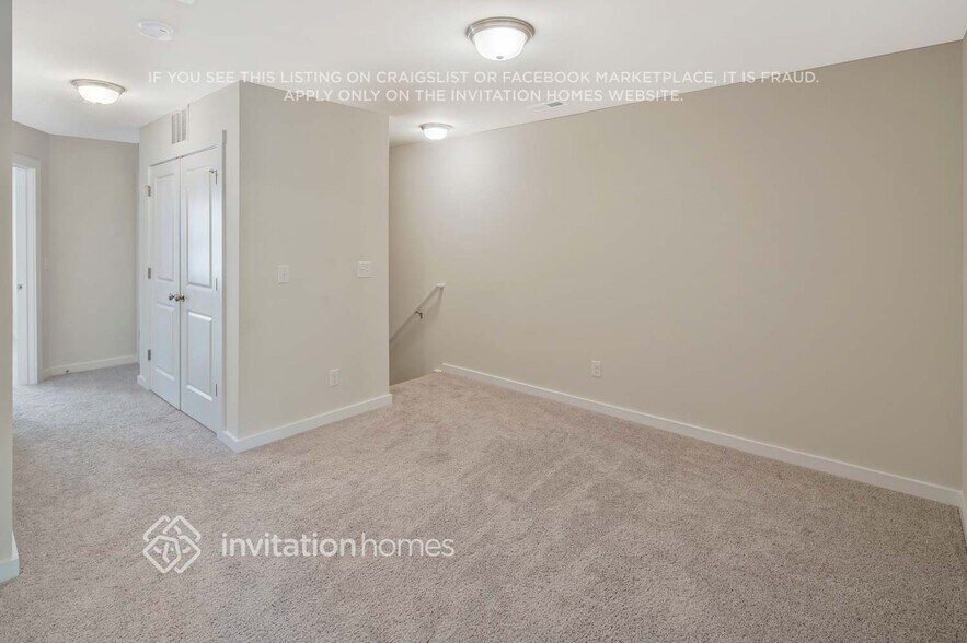 Building Photo - 3011 Ayana Dr