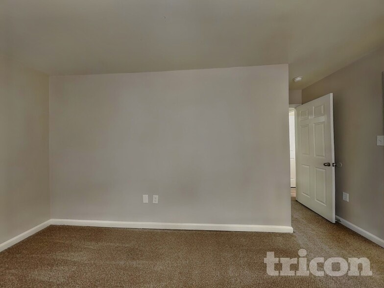 Building Photo - 7120 Idlewild Brook Ln