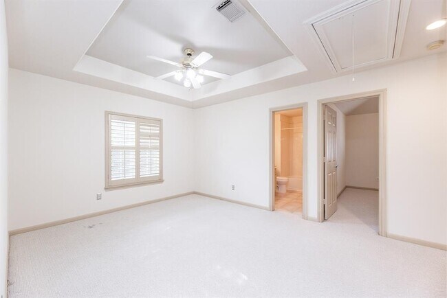 Building Photo - 17826 Island Spring Ln