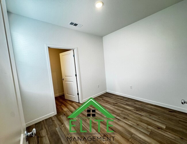 Building Photo - 711 Rosazzo Ln