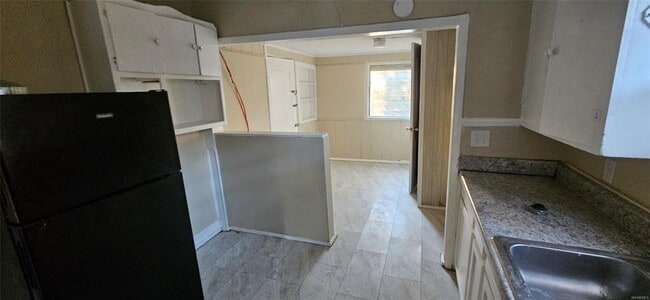 Building Photo - 3774 Maclamar Rd