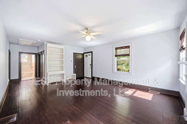Building Photo - 2208 Wilmore Dr