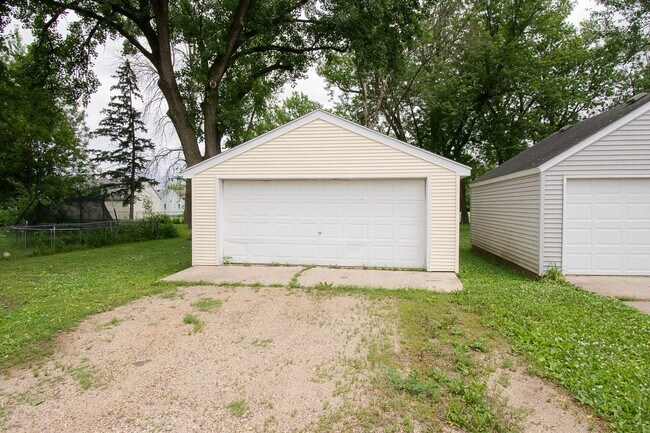 Building Photo - Charming 2BR Home On Spacious Lot With Garage And Shed