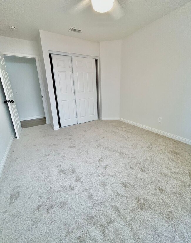 Building Photo - Gorgeous, newly remodeled single story home 3bd 2ba