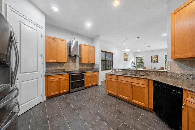 Building Photo - 7302 NW 111th Way