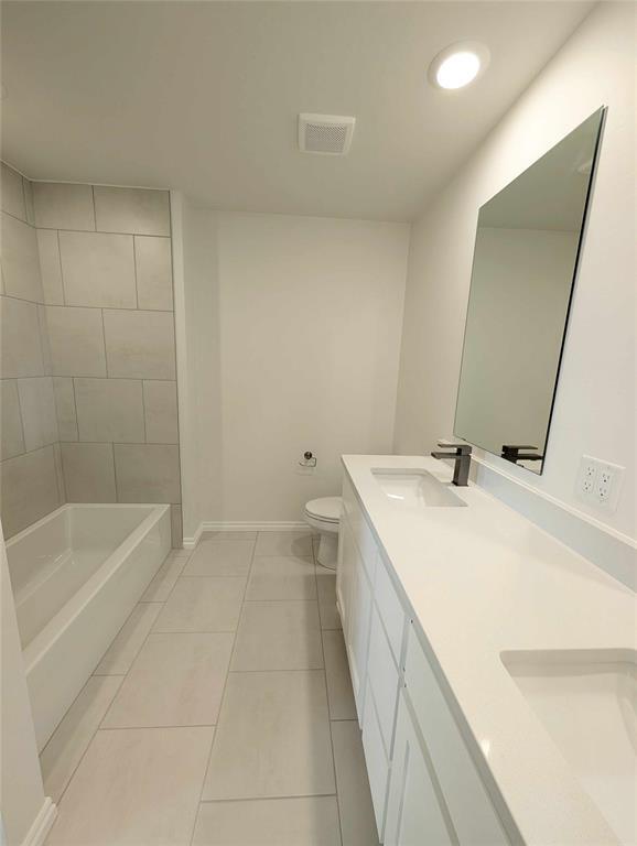 Building Photo - 2224 NW 170th St