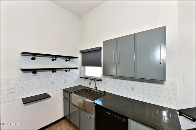 Building Photo - 7249 Imperial Ridge Dr