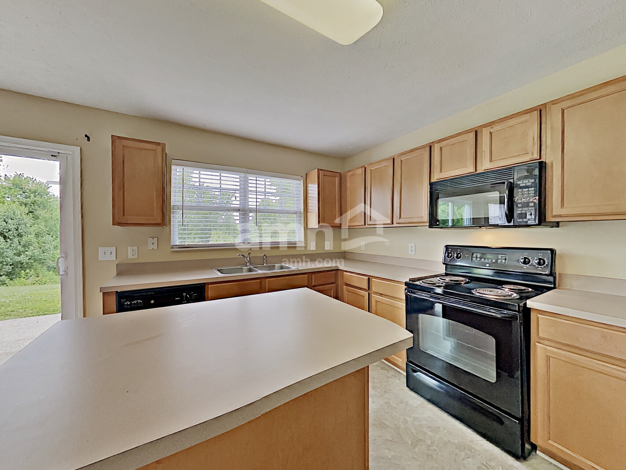 Building Photo - 3333 Cain Harbor Dr