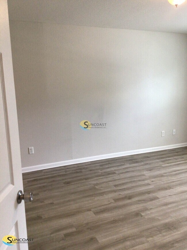 Building Photo - 8349 Homeport Ct