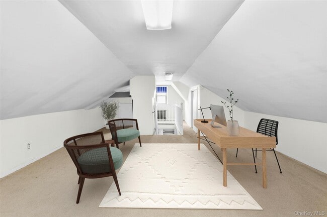 Building Photo - 506 Siwanoy Pl