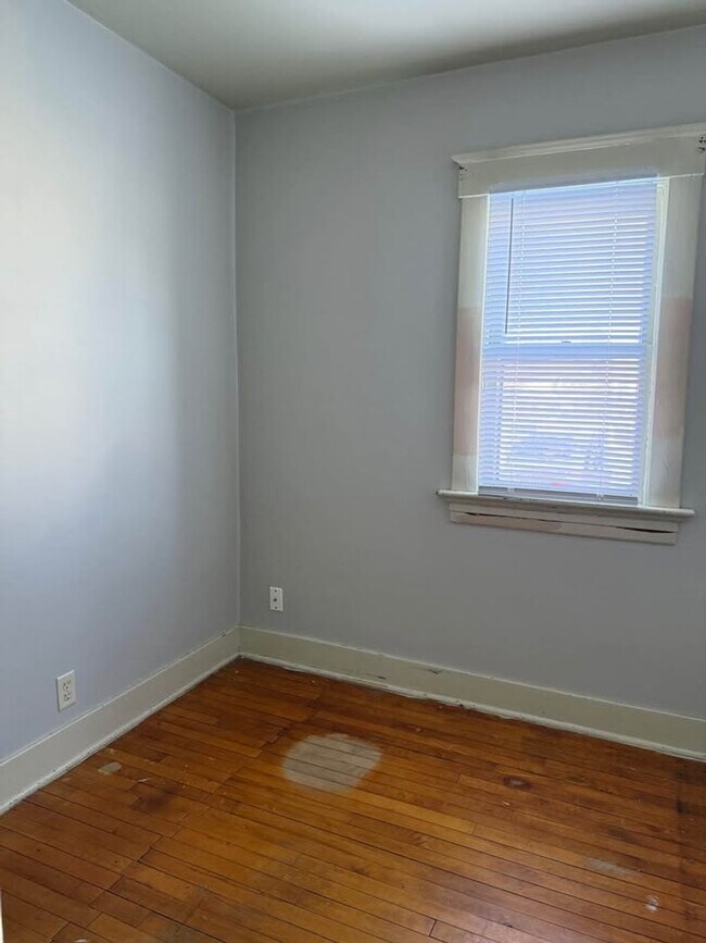 Building Photo - 2118-2120 Michigan Avenue