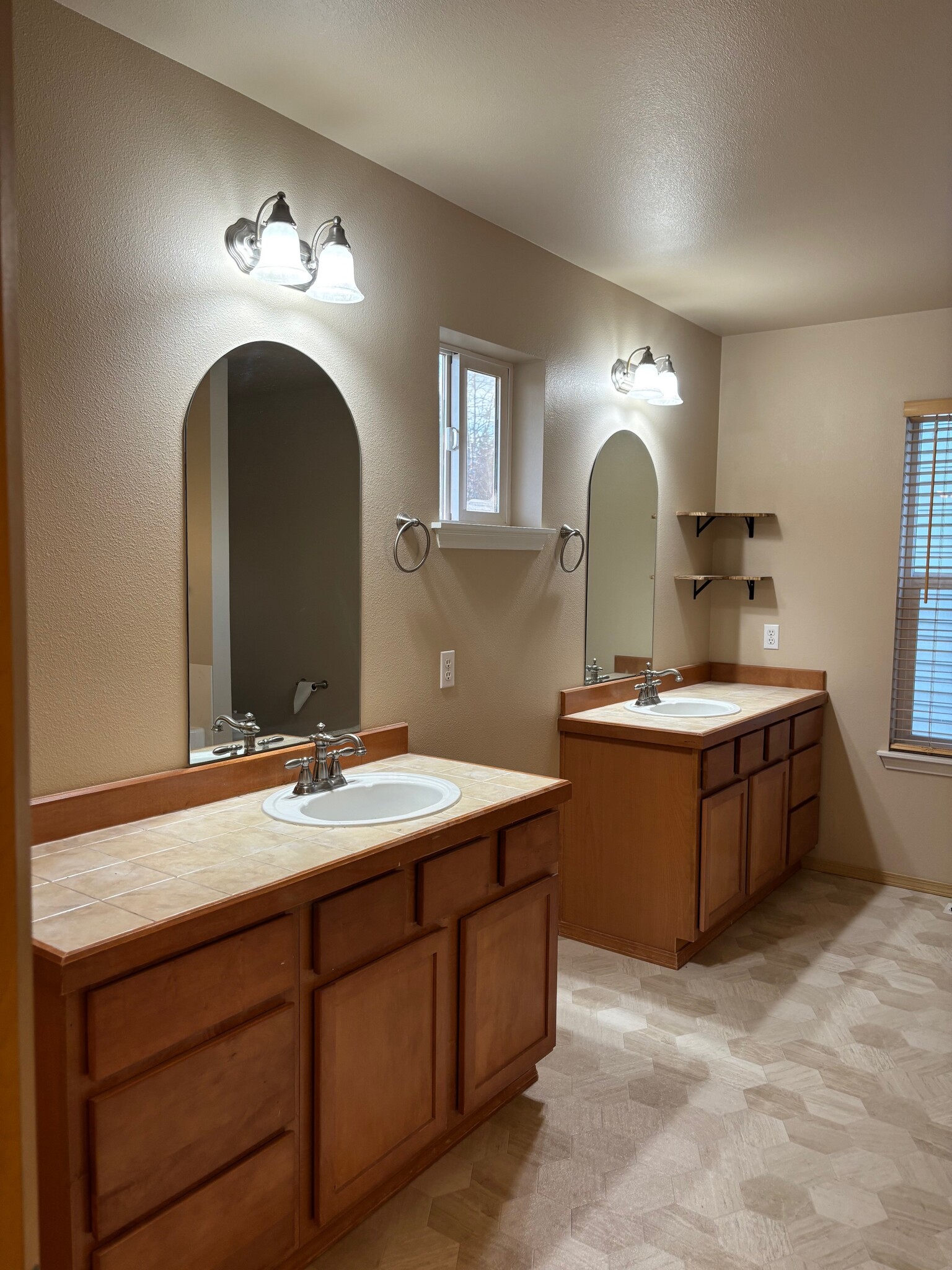 Building Photo - 9903 197th Ave E