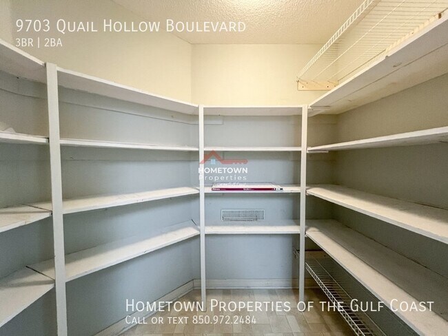 Building Photo - Charming 3BR/2BA Custom-Built Oasis with N...