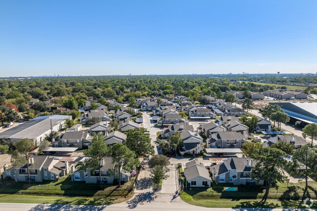 Windfern Meadows Apartments - Windfern Meadows