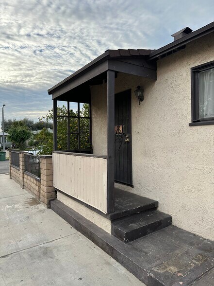 Building Photo - 8532 Tilden Ave