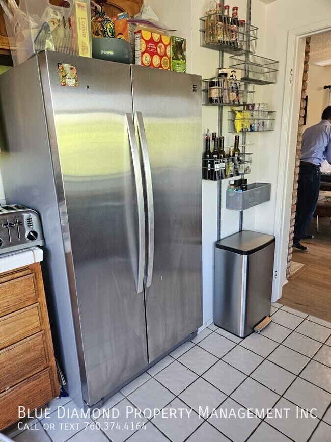 Building Photo - 1710 Shadow Mountain Dr