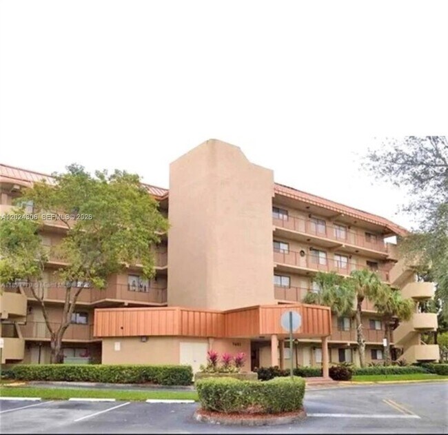 Building Photo - 5495 NW 10th Ct