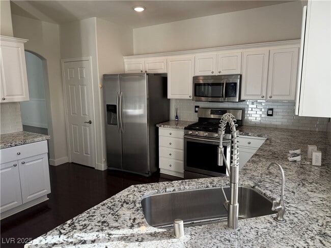 Building Photo - 1373 Dragon Rock Dr