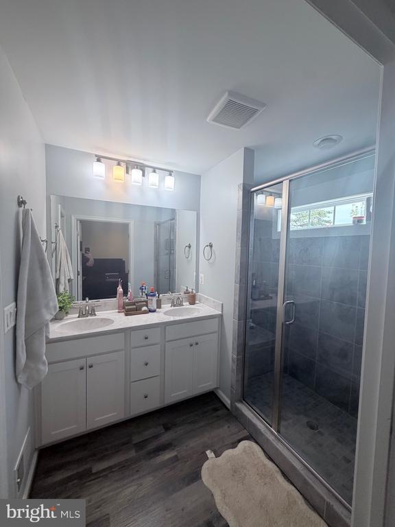 Building Photo - 4513 Ryelan Dr