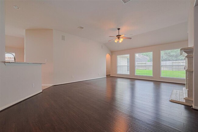 Building Photo - 25215 Sundown Canyon Ln
