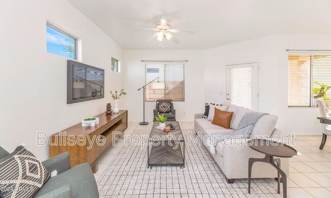 Building Photo - 3541 W Marconi Ave