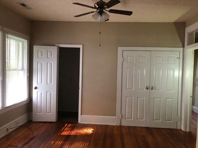 Building Photo - 1003 Peachtree St