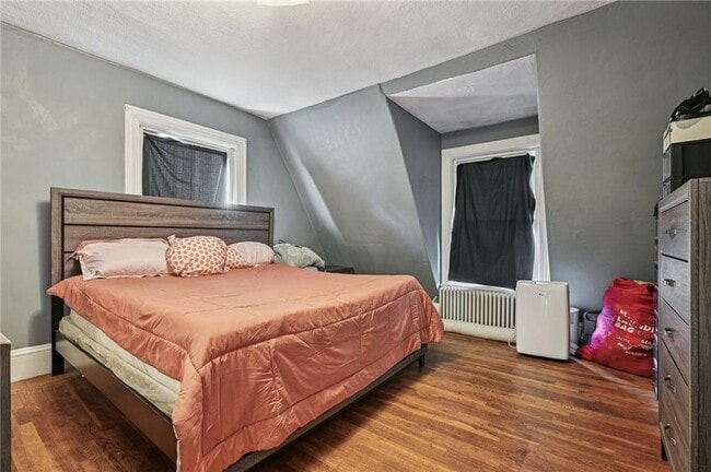 Building Photo - 436 S Main St