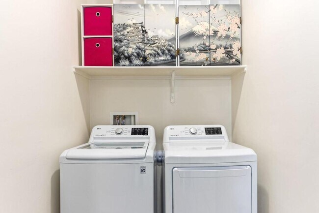 Building Photo - 10394 S Cienega Knolls Loop