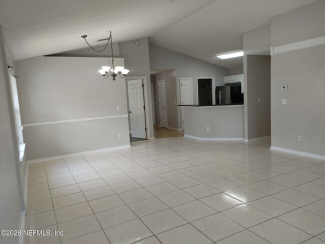 Building Photo - 7548 Cliff Cottage Dr