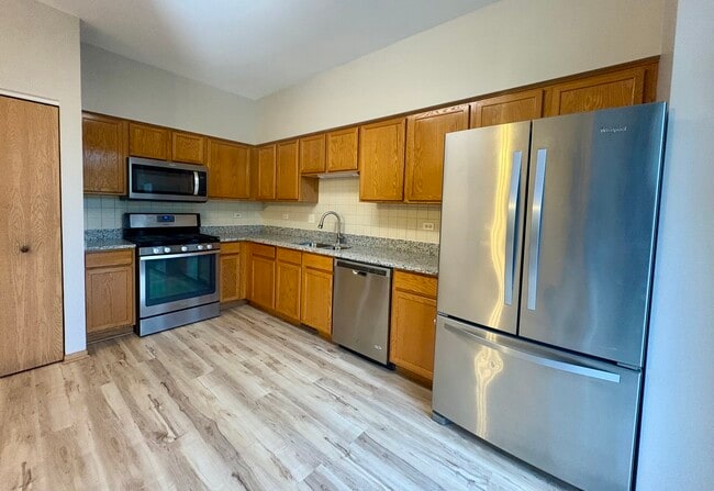 Building Photo - 5440 Sugarloaf Ct