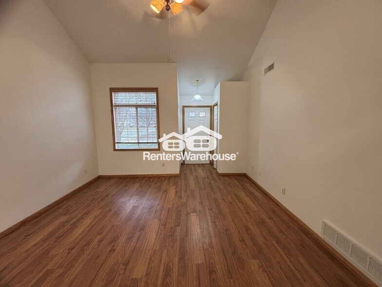 Building Photo - 3701 Brook Ridge Ct
