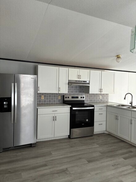 Primary Photo - 212 Quail Ridge Dr