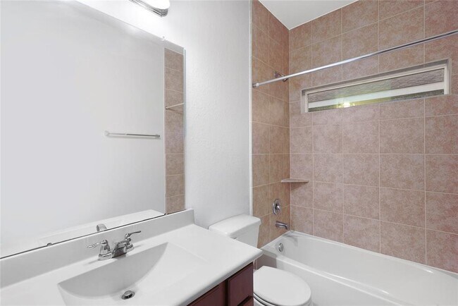 Building Photo - 8426 Montego Bay Dr