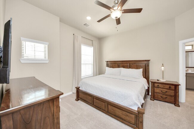 Building Photo - 15850 Black Grouse Dr