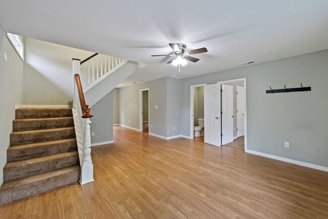 Building Photo - 5410 Campbell Ave