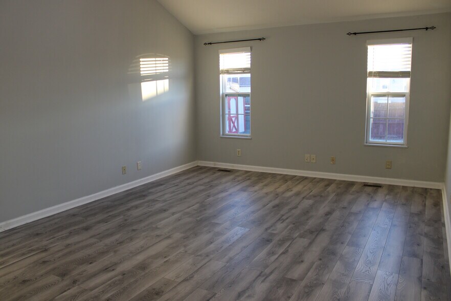 Building Photo - 12541 Kenai Dr