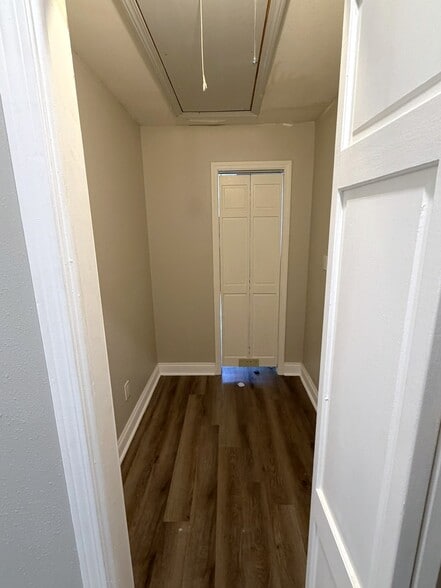 Master Closet 2 + Attic Access - 7242 Dogwood Terrace Dr