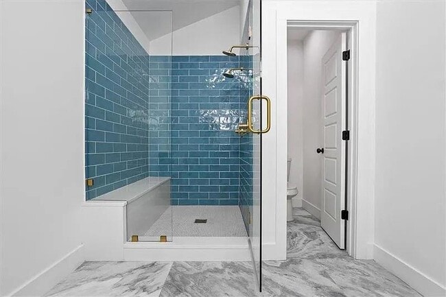 Building Photo - 987 Fair St SW