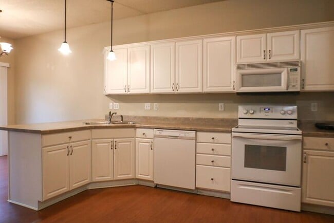 Building Photo - $2,695 | 4 Bedroom, 3.5 Bathroom Multi Floor Town Home | No Pets Allowed | Available for August 1...