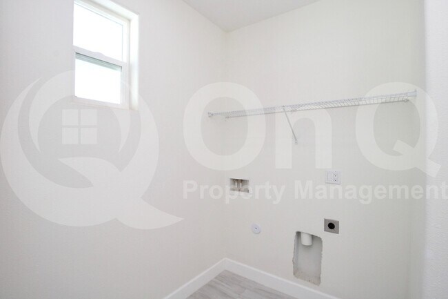 Building Photo - 22536 W Huntington Dr